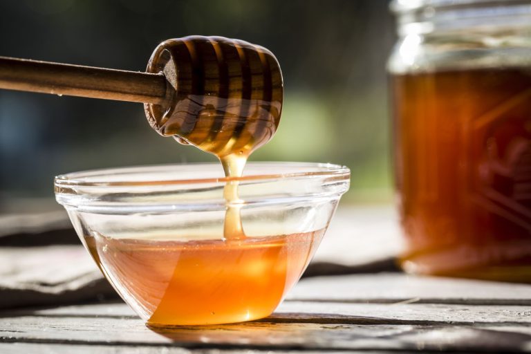 کاربردهای اسانس عسل