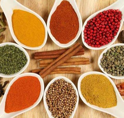 بررسی طعم دهنده‌ های طبیعی چای